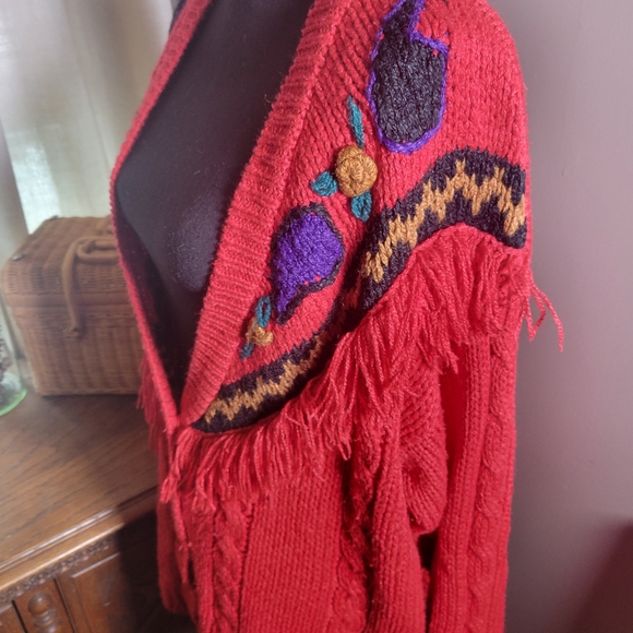 VINTAGE WESTERN FRINGE BOHO RED LONG CARDIGAN - Picture 8 of 10